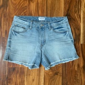 Kensie Denim Shorts - size 2/26